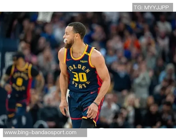 科尔称赞库里是球队核心一切战术围绕他展开